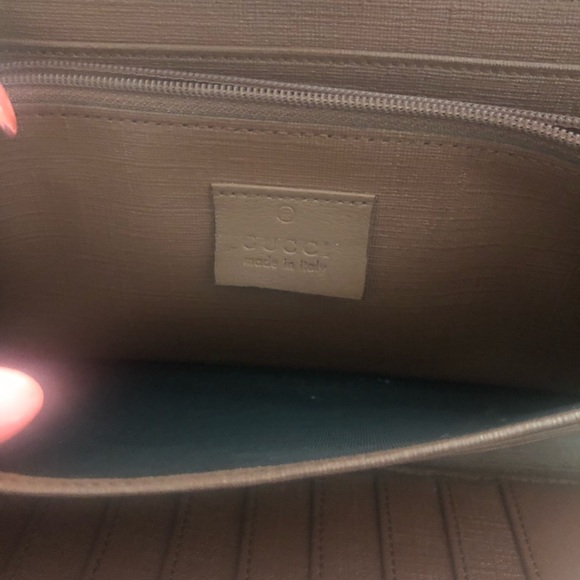 Gucci - Picture 5 of 5